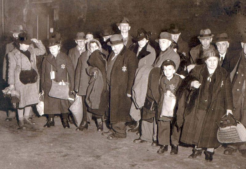 Perpetrators: Deportation of German Jews from Düsseldorf to Riga